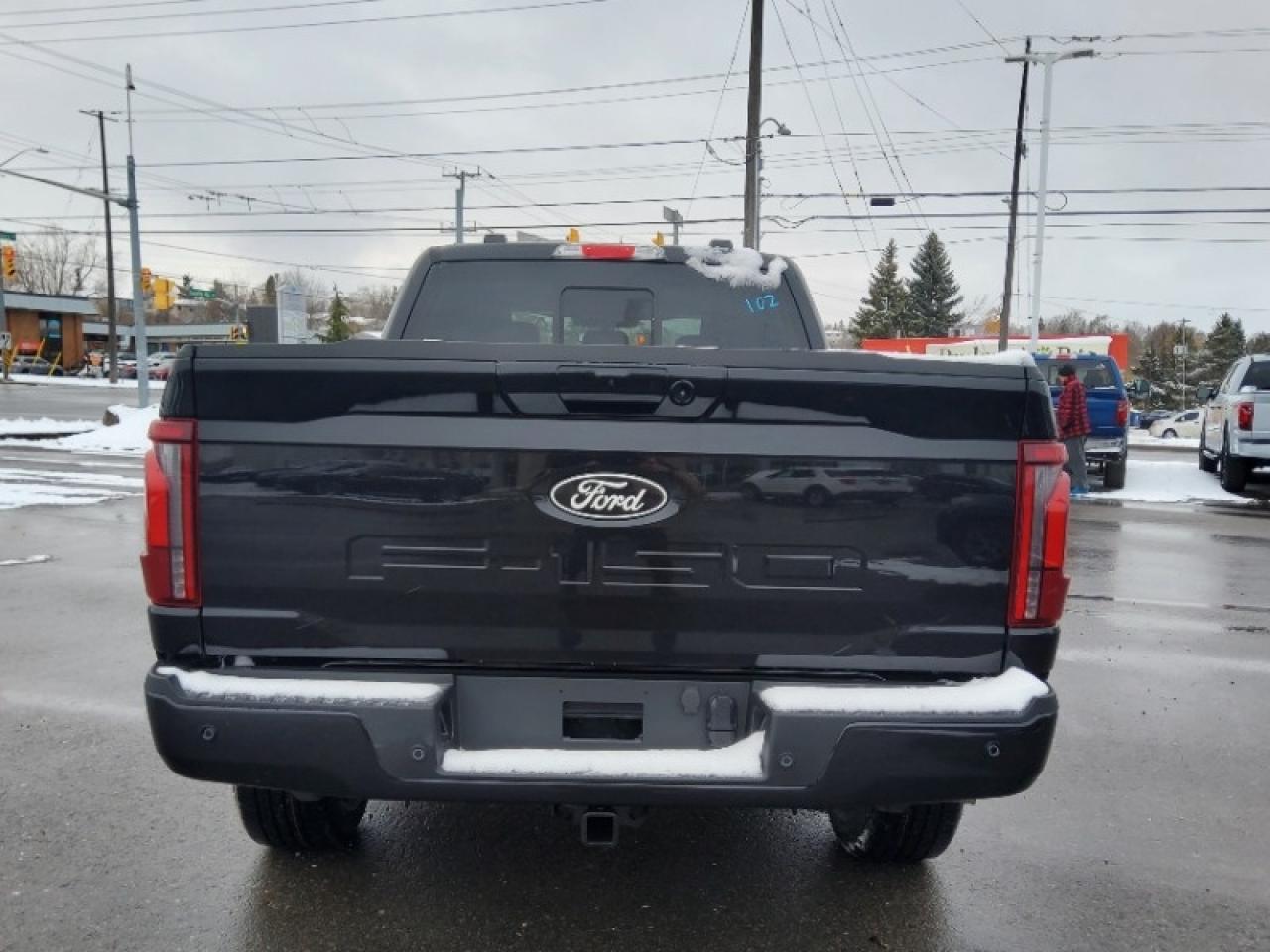 2025 Ford F-150 XLT Photo3