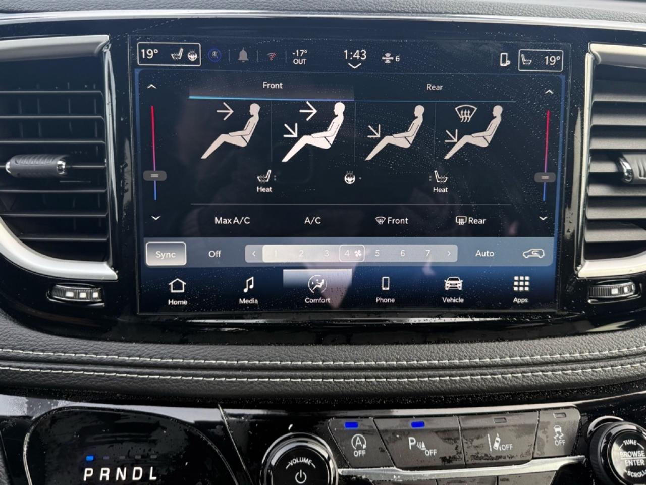 2026 Chrysler Pacifica Select  - Apple CarPlay - $159.40 /Wk Photo