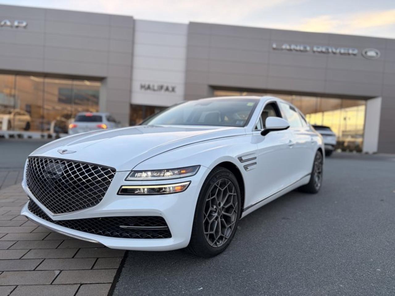 Large Cars, 2.5T Advanced AWD, 8-Speed Automatic w/OD, Intercooled Turbo Premium Unleaded I-4 2.5 L/152