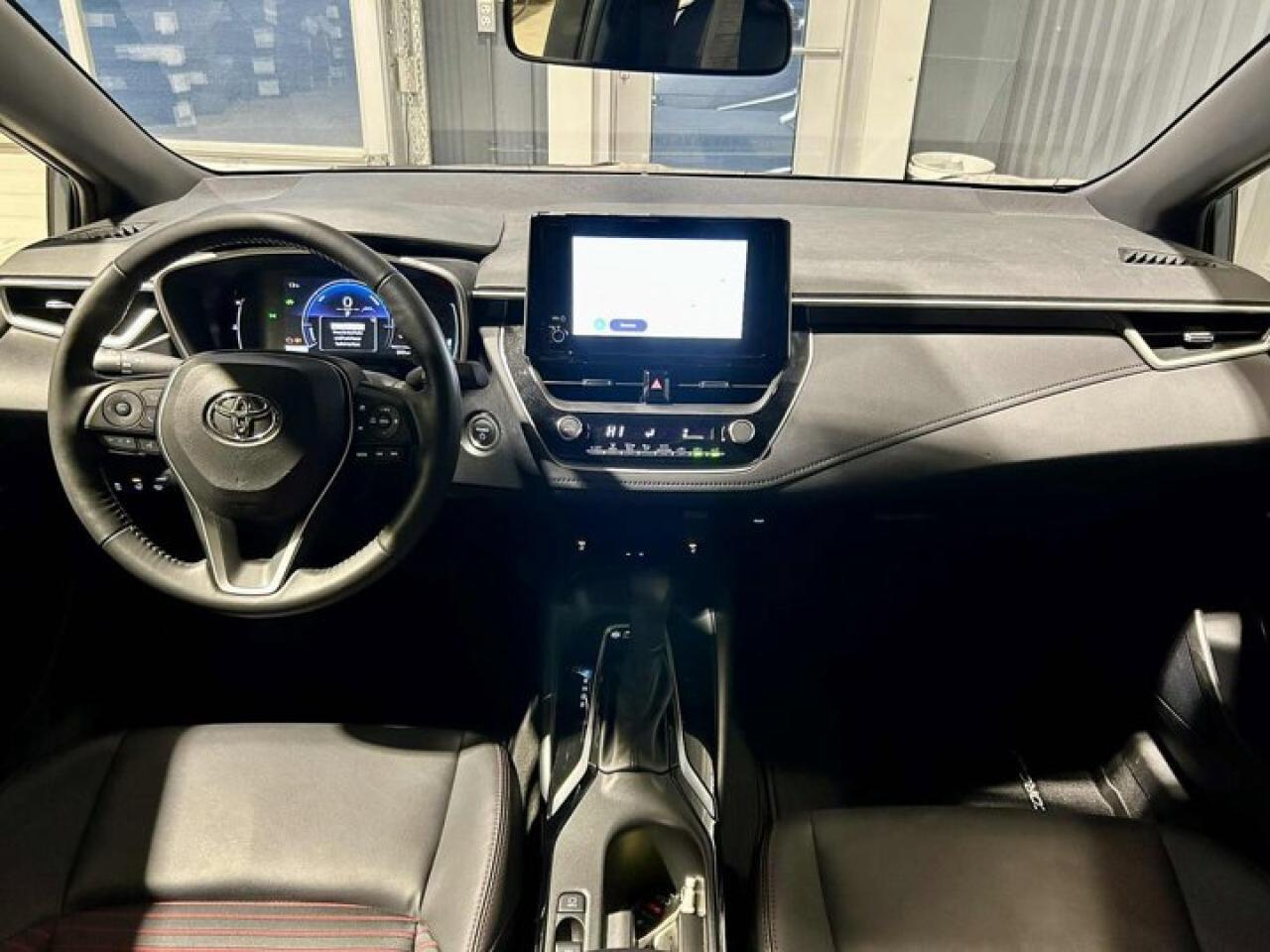 2024 Toyota Corolla Hybrid XSE - Photo #9