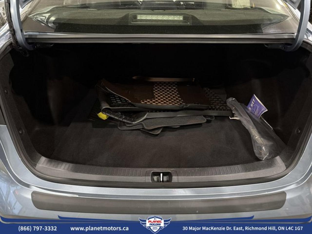 2024 Toyota Corolla Hybrid XSE Photo