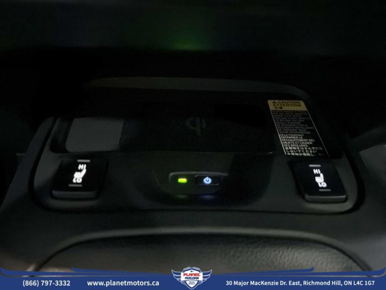 2024 Toyota Corolla Hybrid XSE Photo