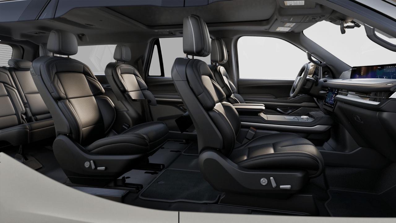 2025 Lincoln Navigator Reserve Photo