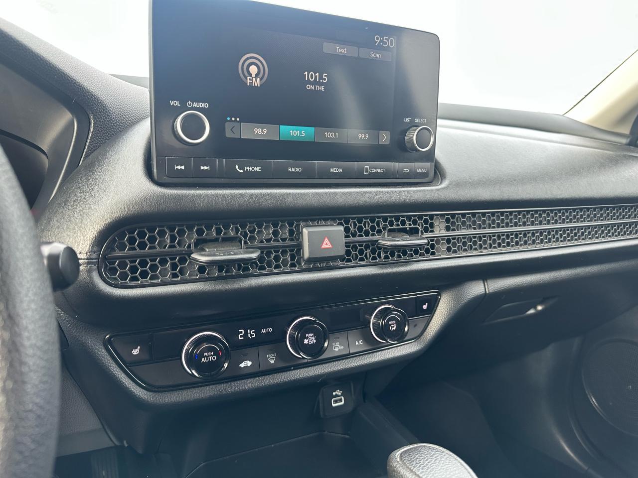 2023 Honda HR-V Lx Awd Cvt Photo