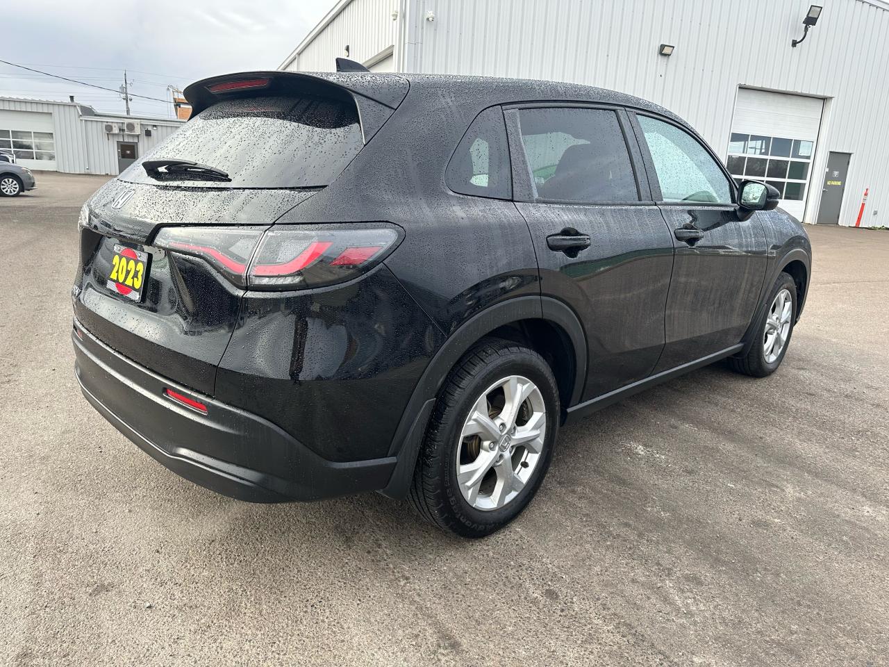 2023 Honda HR-V Lx Awd Cvt Photo4