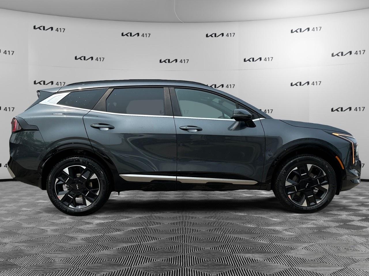 2026 Kia Sportage EX Premium AWD w/Red Interior Photo