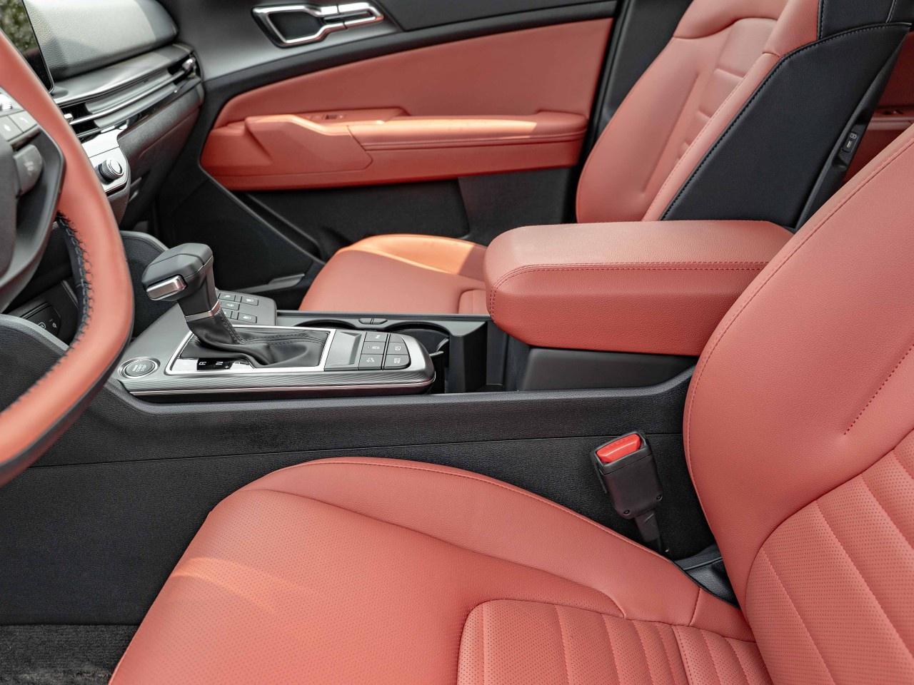 2026 Kia Sportage EX Premium AWD w/Red Interior Photo