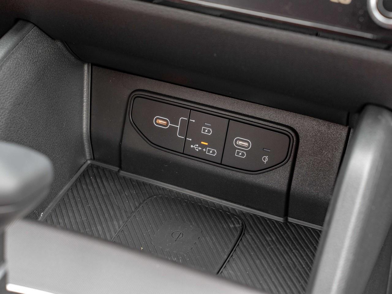 2026 Kia Sportage EX Premium AWD w/Red Interior Photo