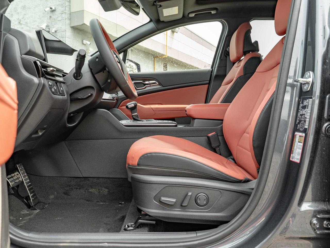 2026 Kia Sportage EX Premium AWD w/Red Interior Photo