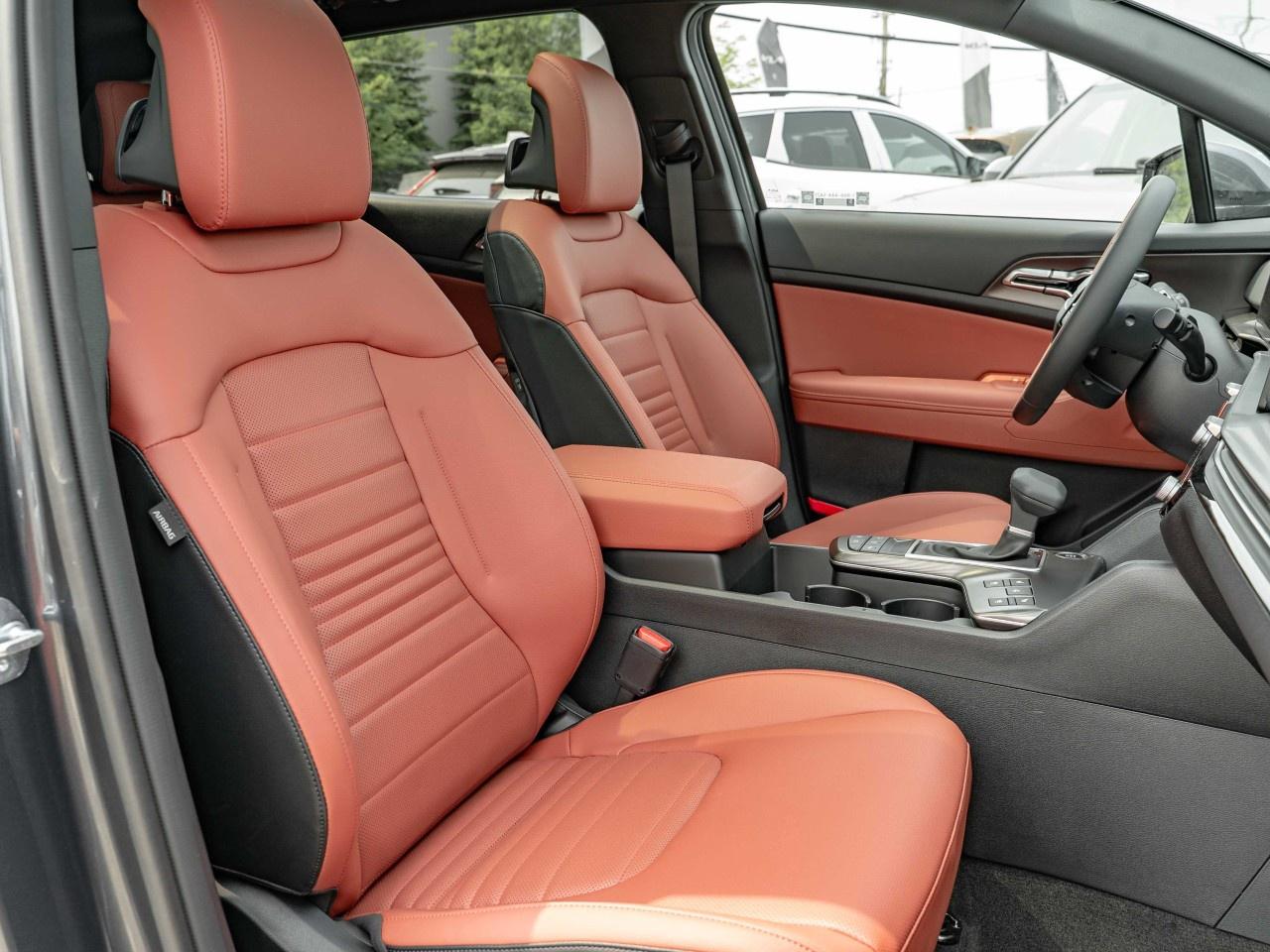 2026 Kia Sportage EX Premium AWD w/Red Interior Photo