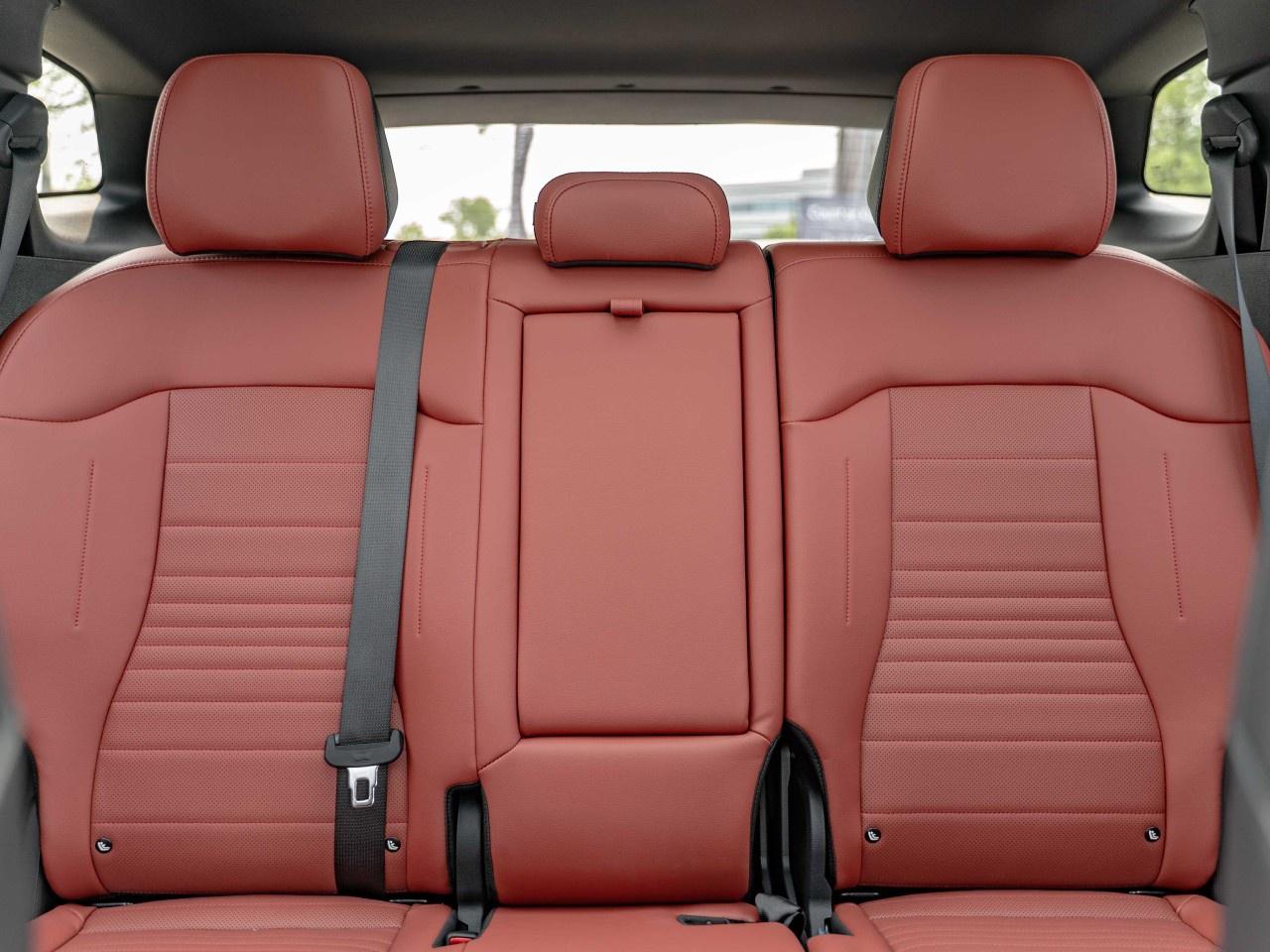 2026 Kia Sportage EX Premium AWD w/Red Interior Photo