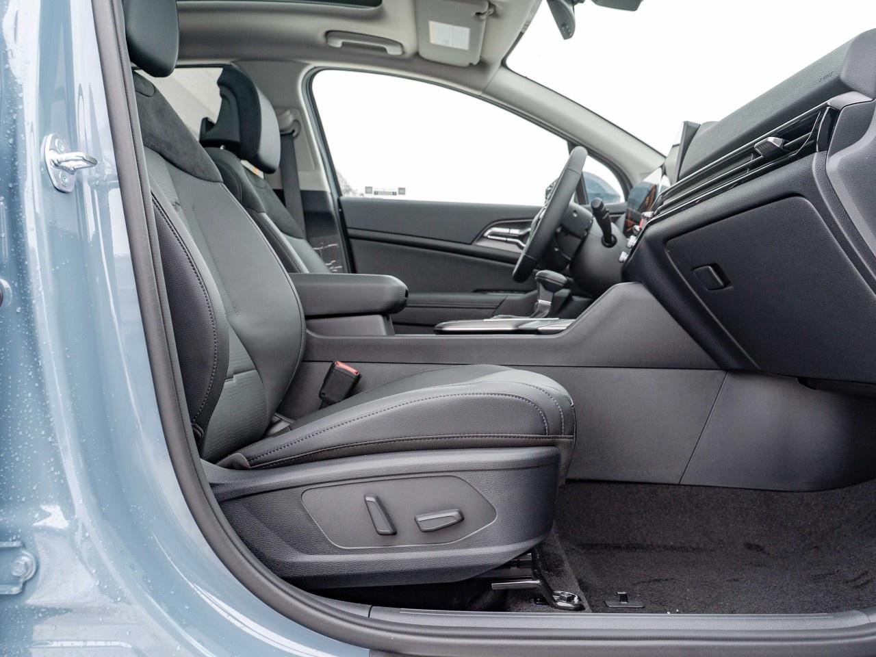 2026 Kia Sportage EX Premium AWD w/Black Interior Photo