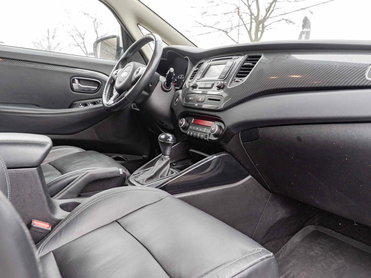 2017 Kia Rondo 4dr Wgn Auto EX Photo