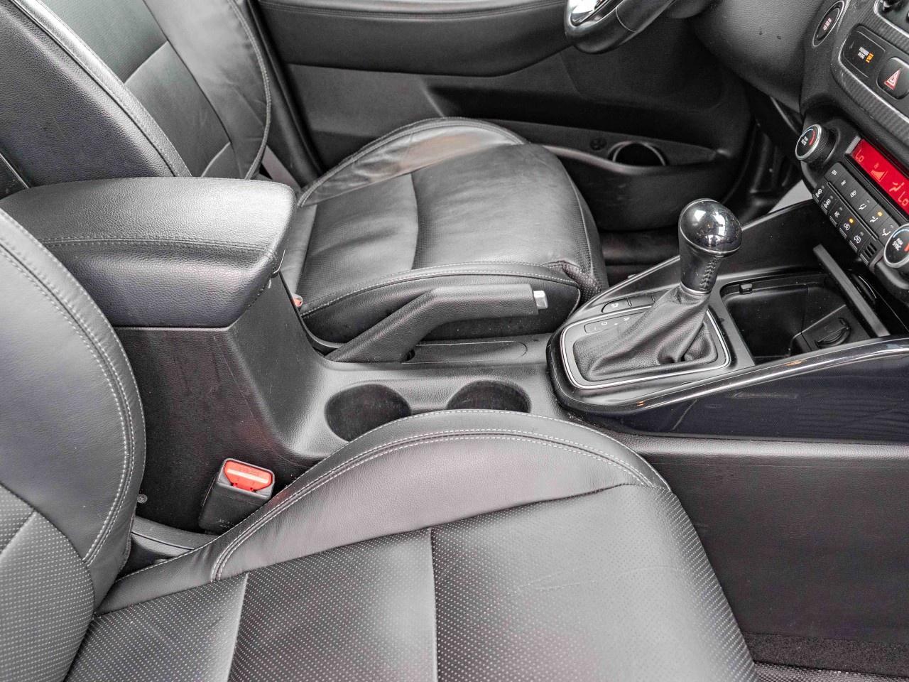 2017 Kia Rondo 4dr Wgn Auto EX Photo