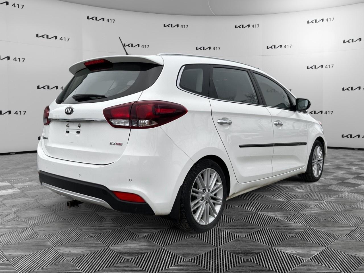 2017 Kia Rondo 4dr Wgn Auto EX Photo4