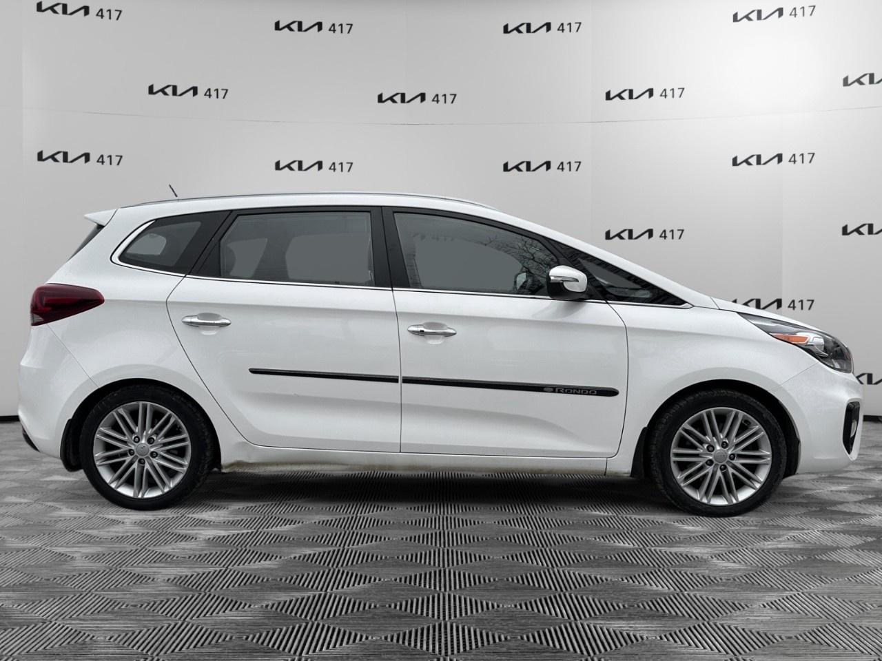 2017 Kia Rondo 4dr Wgn Auto EX Photo