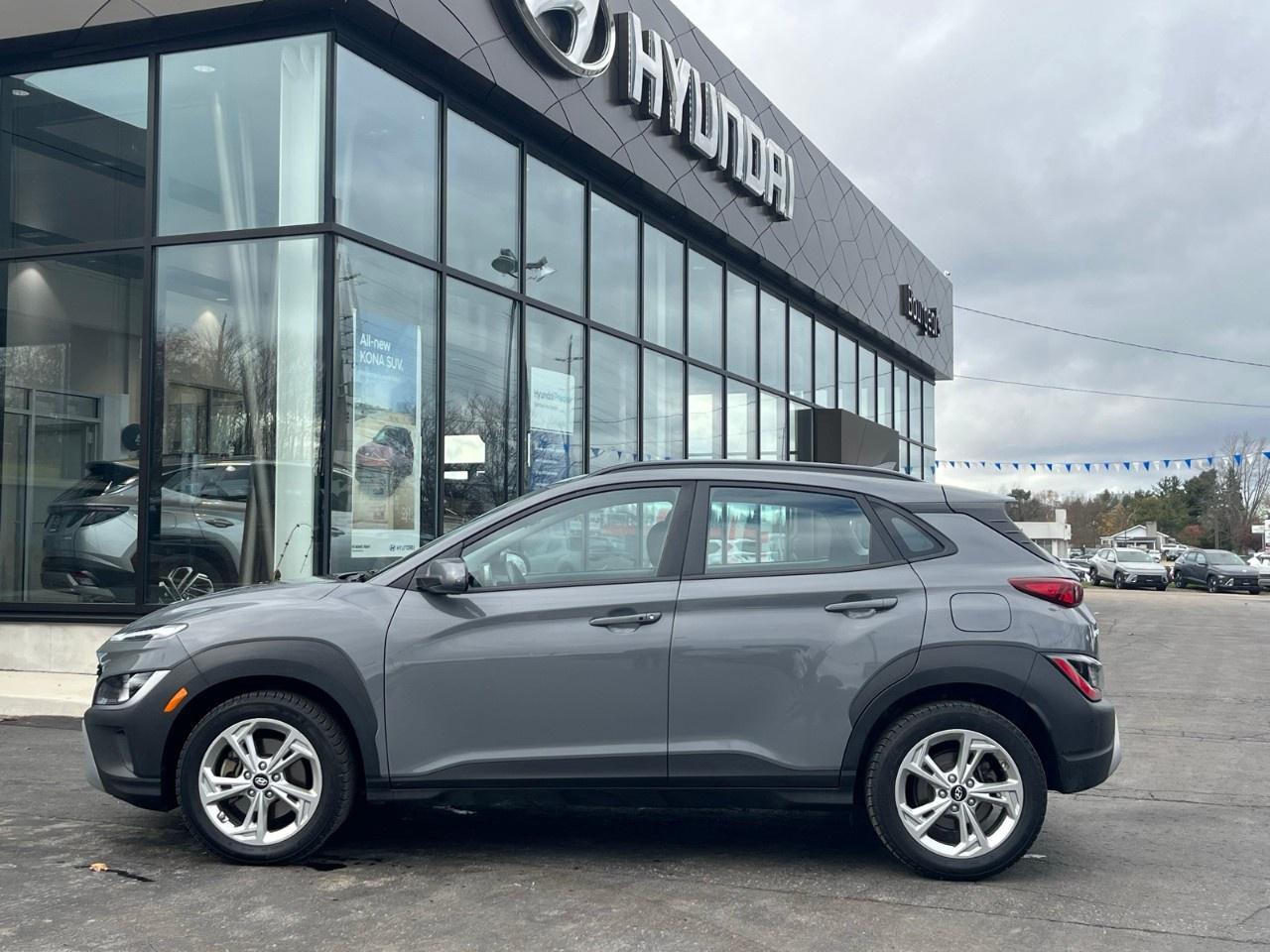 2022 Hyundai KONA 2.0L Preferred AWD Photo2