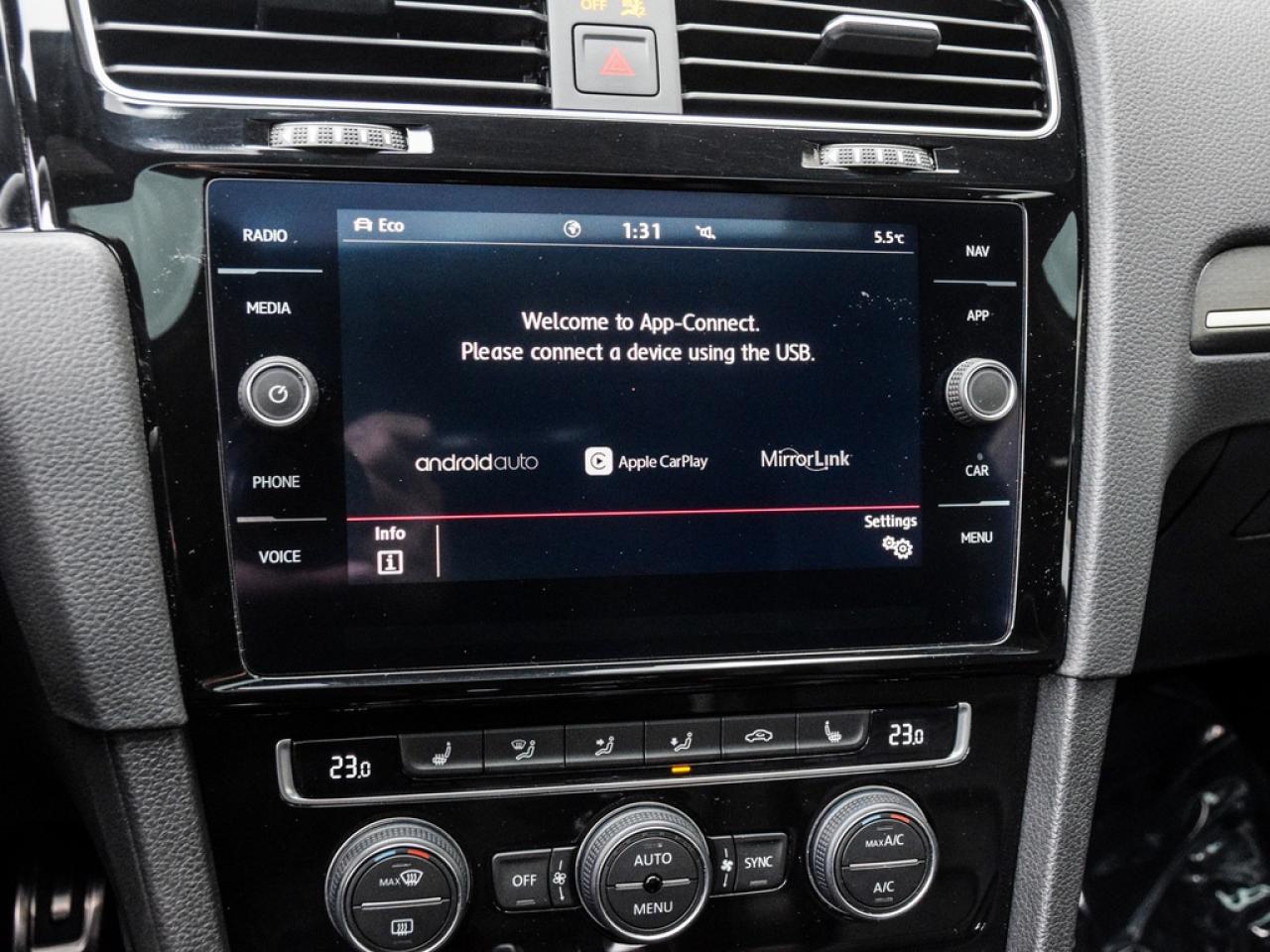 2020 Volkswagen Golf GTI Photo