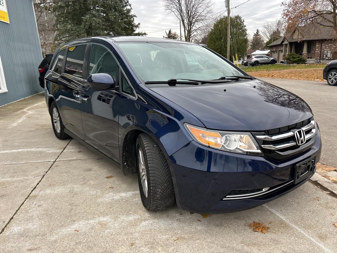 2016 Honda Odyssey EX  ** A  REAL  BEAUTY ! ** Photo