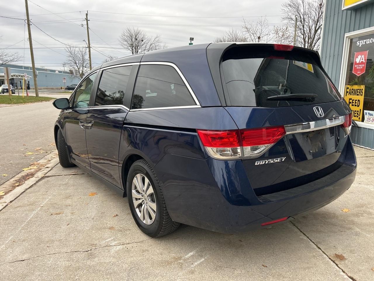 2016 Honda Odyssey EX  ** A  REAL  BEAUTY ! ** Photo