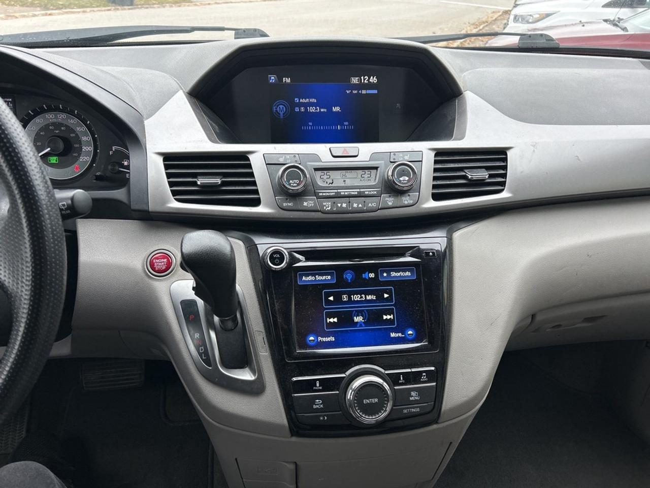 2016 Honda Odyssey EX  ** A  REAL  BEAUTY ! ** Photo