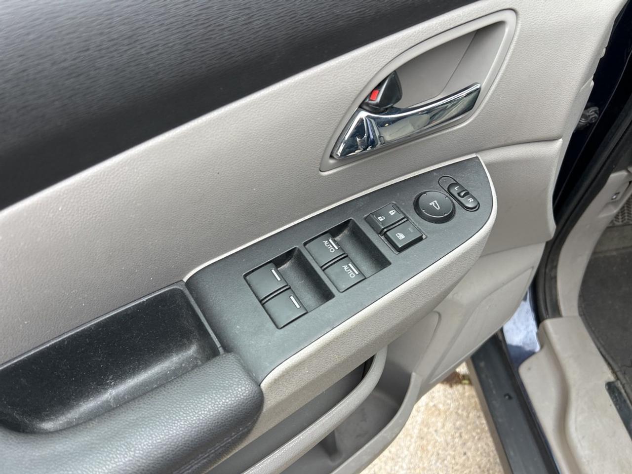 2016 Honda Odyssey EX  ** A  REAL  BEAUTY ! ** Photo