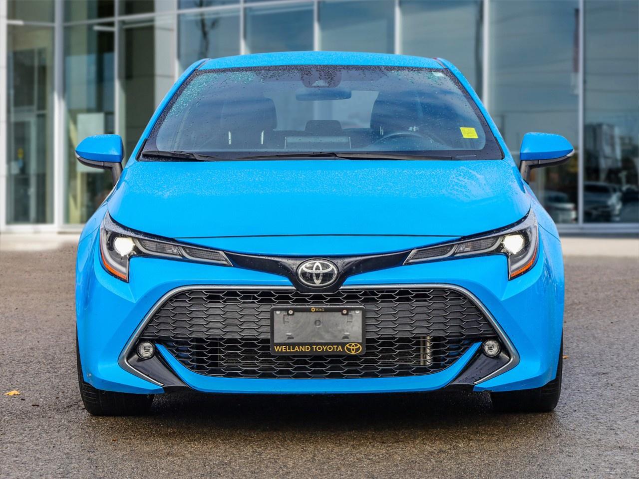 2019 Toyota Corolla Hatchback Photo3