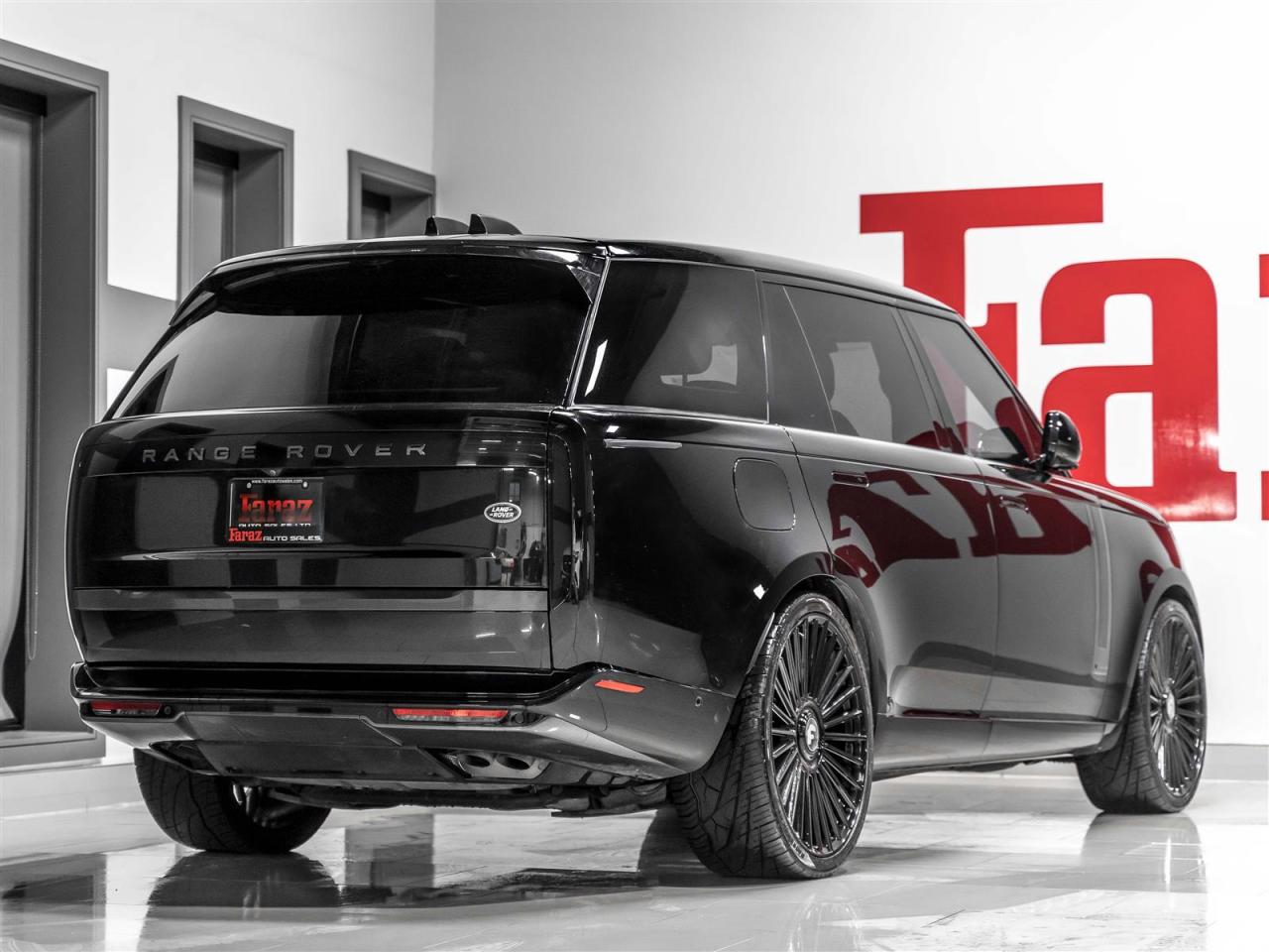 2023 Land Rover Range Rover AUTOBIOGRAPHY|P530|LWB|TV/DVD|7PASSENGER|24INCH Photo