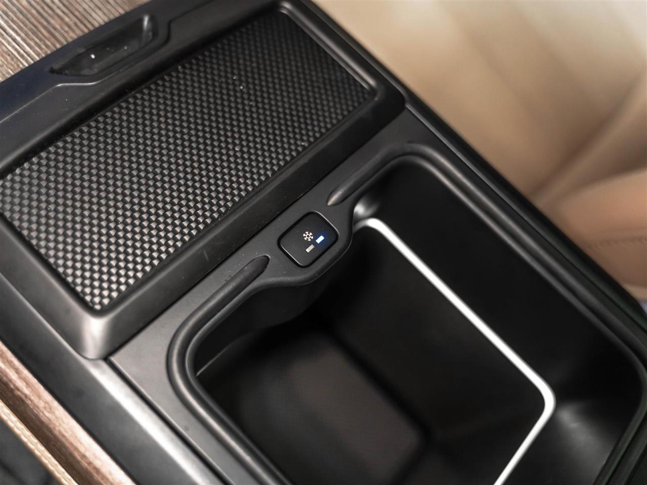 2023 Land Rover Range Rover AUTOBIOGRAPHY|P530|LWB|TV/DVD|7PASSENGER|24INCH Photo