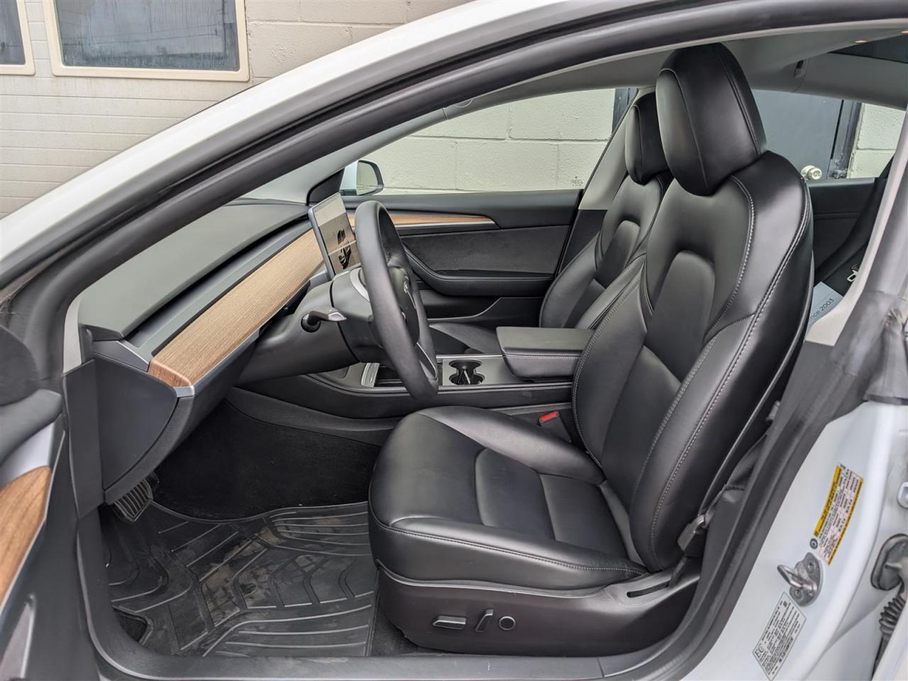 2022 Tesla Model 3 STANDARD Photo