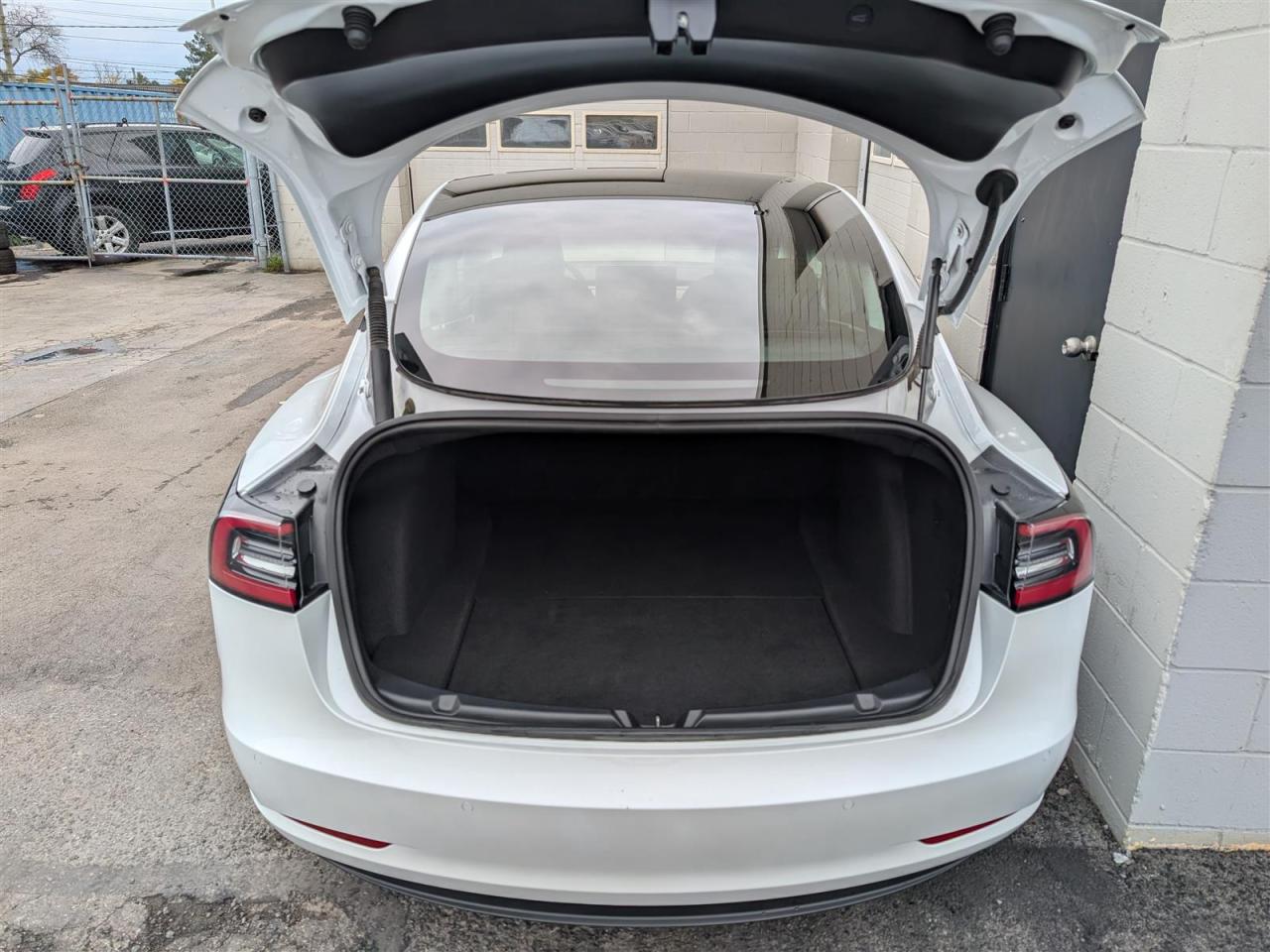 2022 Tesla Model 3 STANDARD Photo
