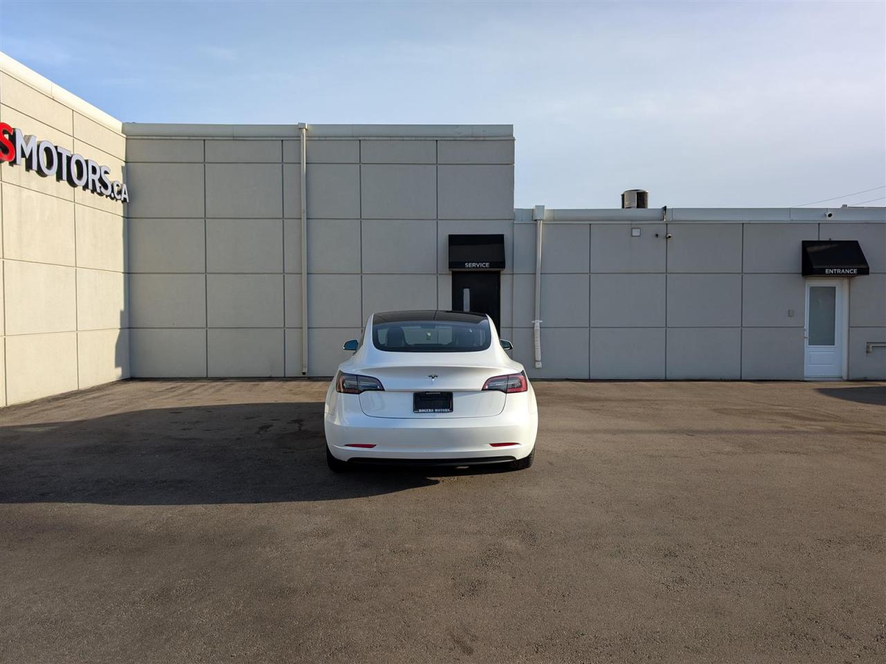 2021 Tesla Model 3 STANDARD RANGE PLUS Photo3