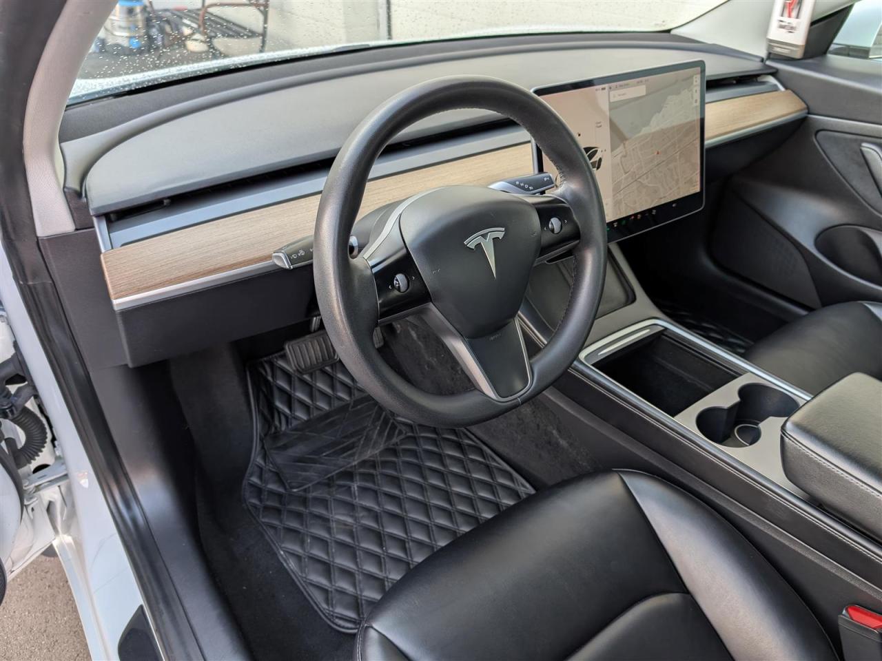2021 Tesla Model 3 STANDARD RANGE PLUS Photo