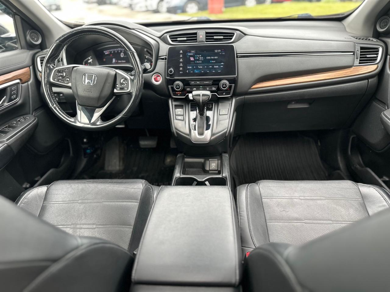 2019 Honda CR-V Touring Photo