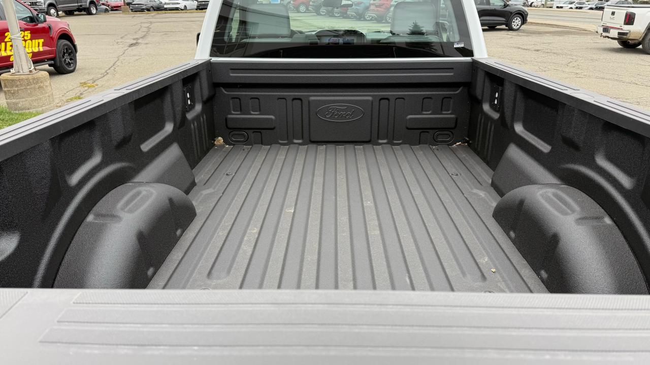 2025 Ford F-150 XL Photo5