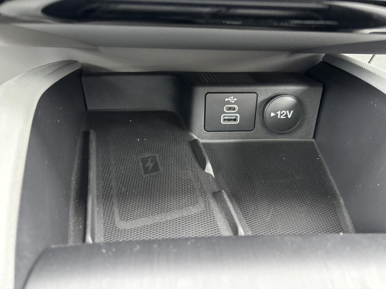 2026 Ford Escape PHEV FWD, PANORAMIC ROOF, PREMIUM PKG Photo