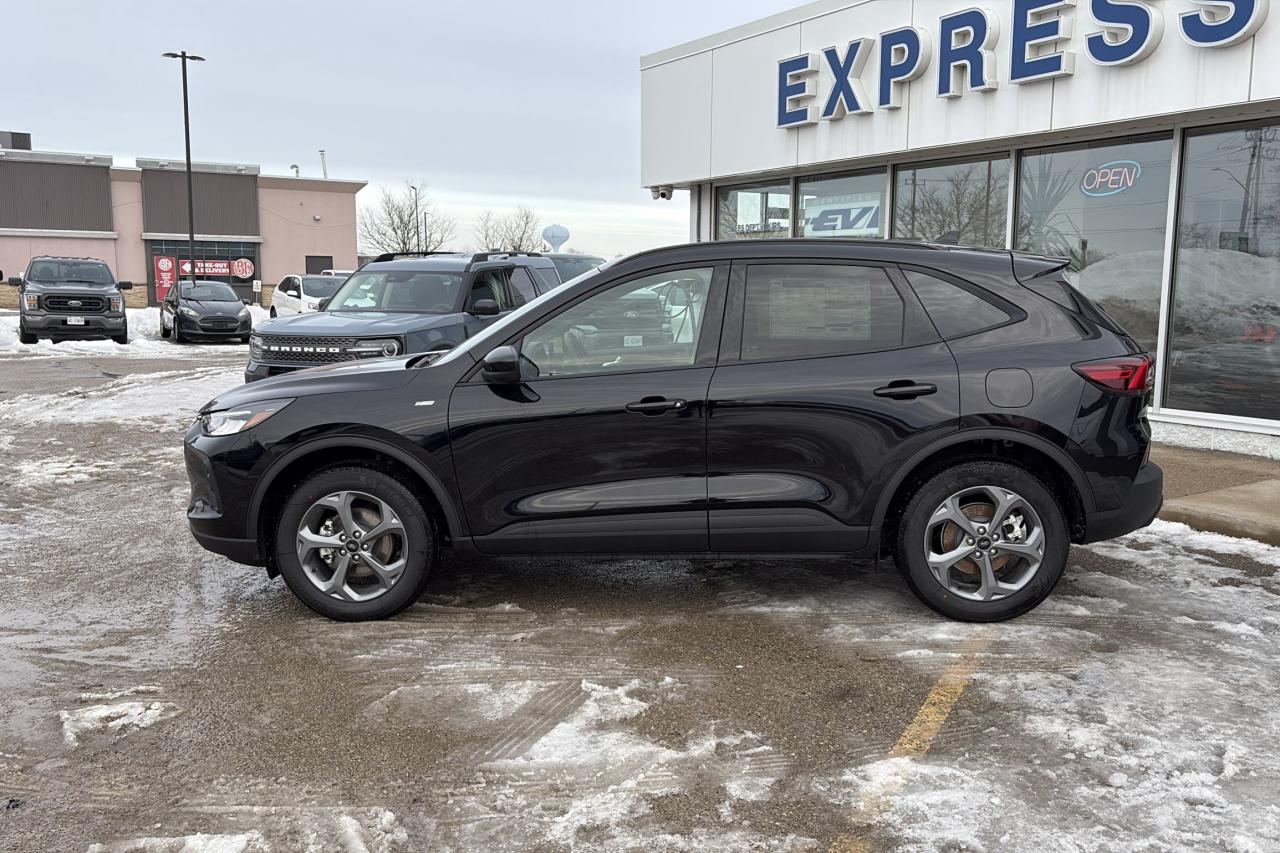 2026 Ford Escape ST-LINE SELECT, PANORAMIC ROOF, TECH PKG 2 Photo