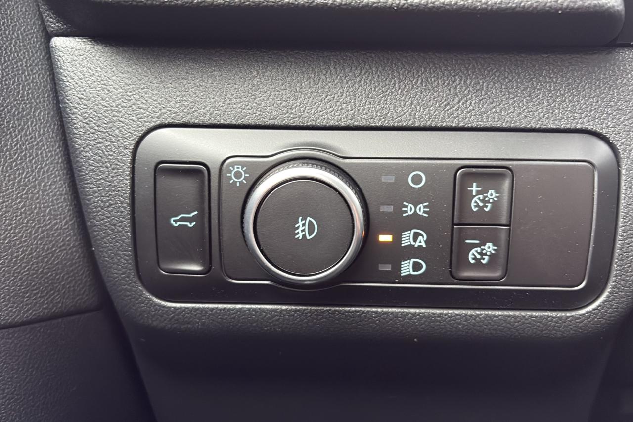 2026 Ford Escape ST-LINE SELECT, PANORAMIC ROOF, TECH PKG 2 Photo