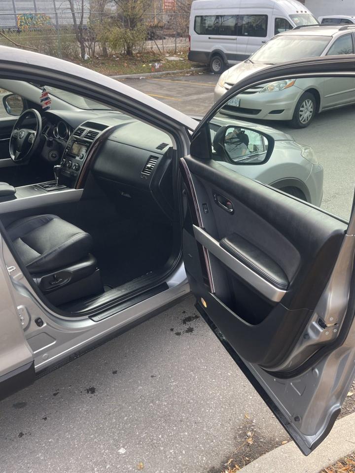 2013 Mazda CX-9 GT   AWD     ONLY 168,000 KMS - Photo #7