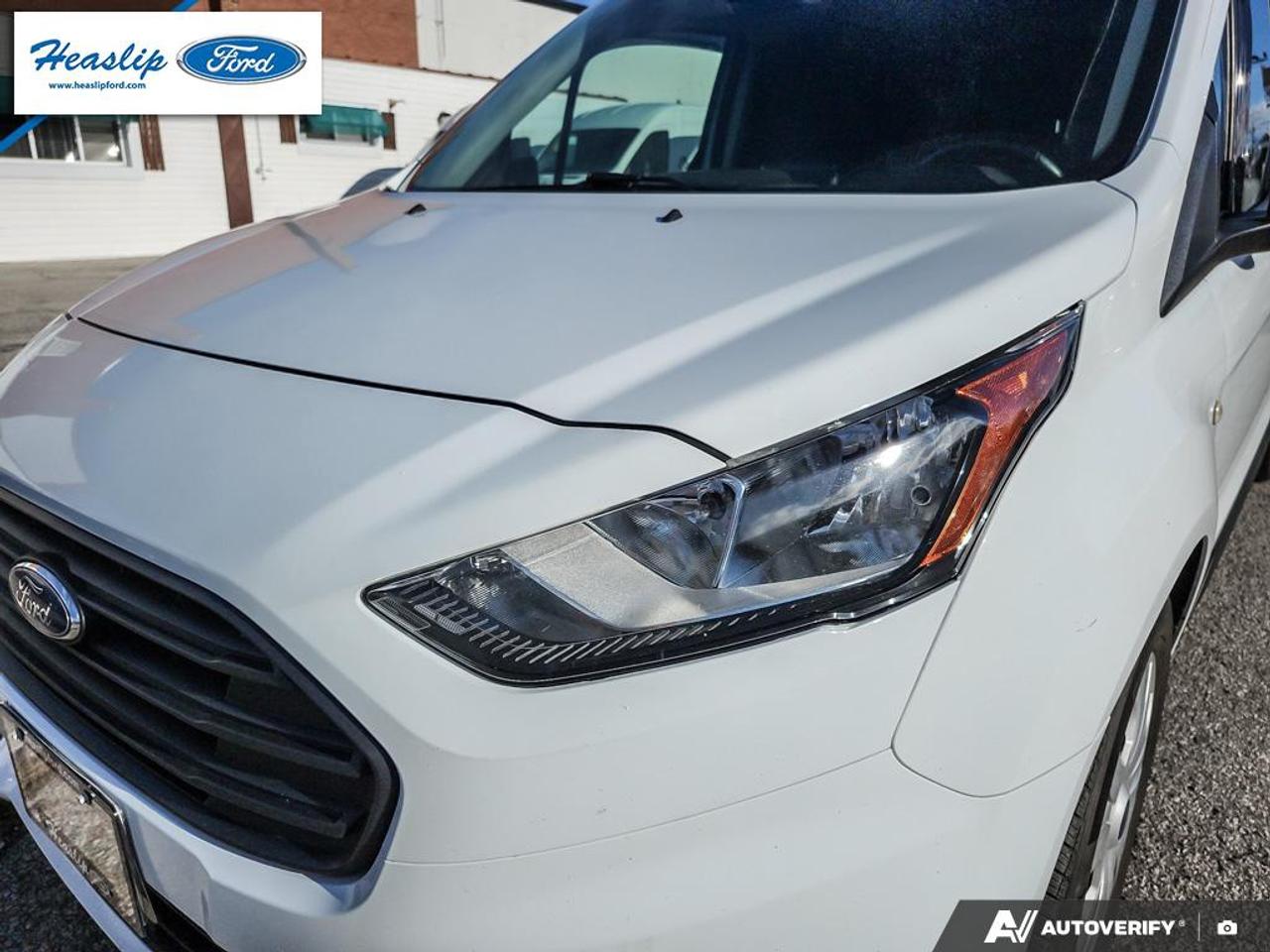 2022 Ford Transit Connect Van XLT Photo