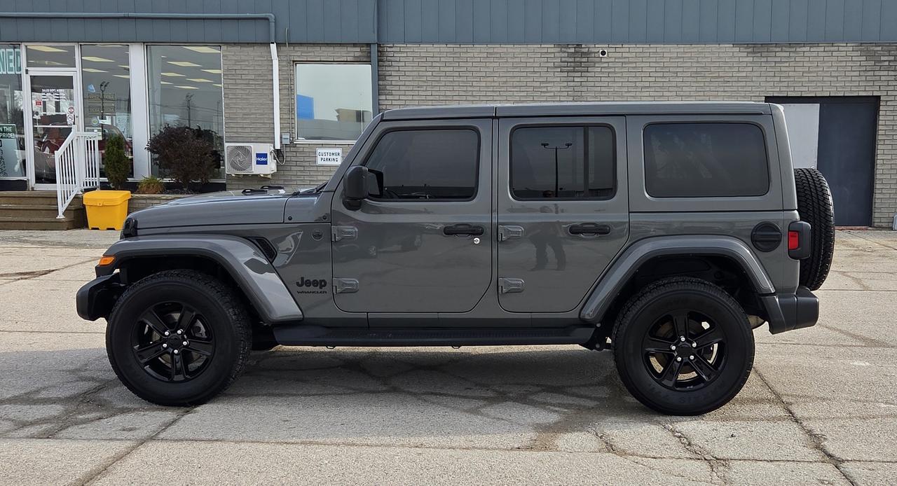 2023 Jeep Wrangler Sahara Altitude Photo