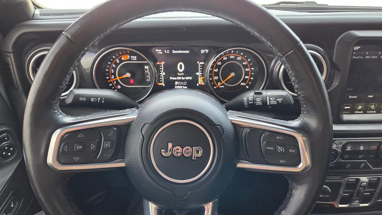 2023 Jeep Wrangler Sahara Altitude Photo