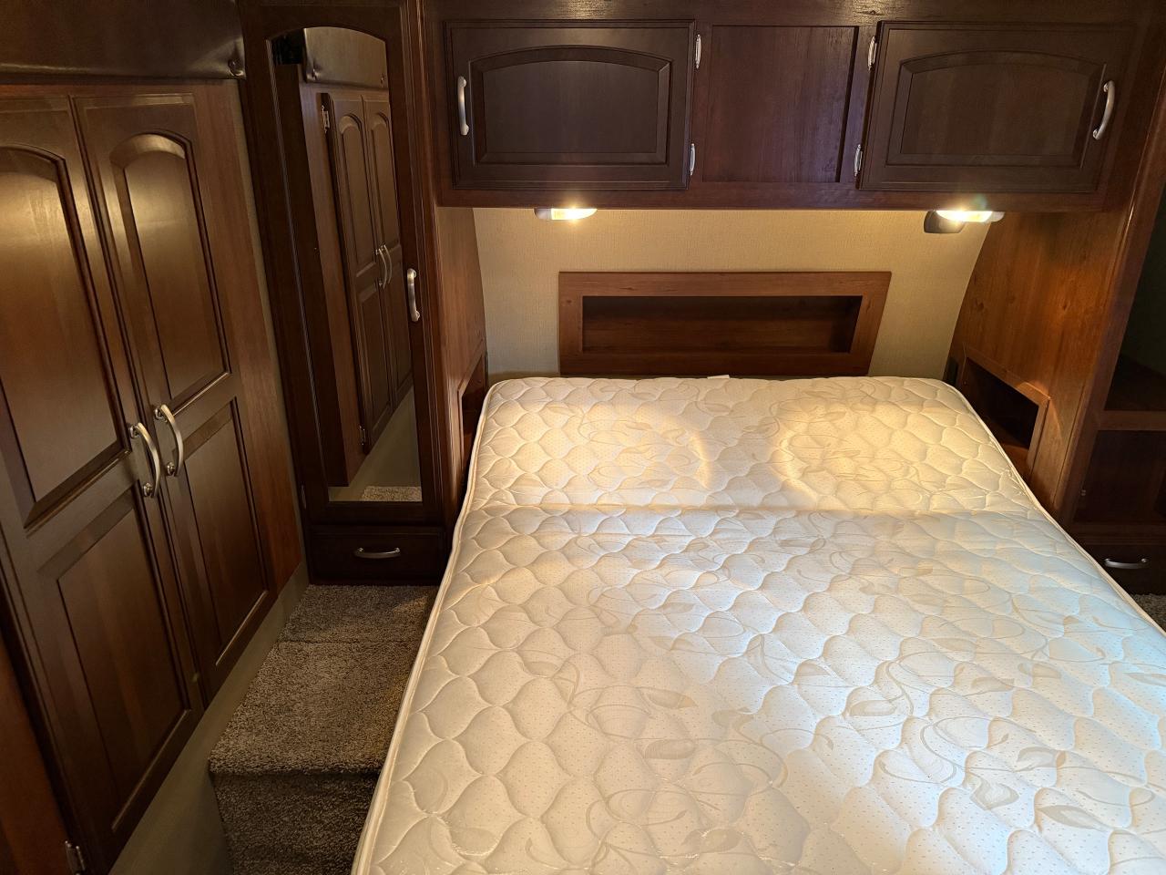 2015 Keystone Outback 298RE Photo5