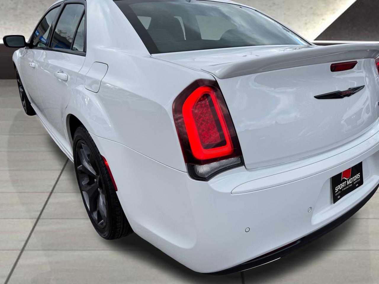 2023 Chrysler 300 300S RWD+Adaptive Cruise+Roof+LIKE NEW Photo96