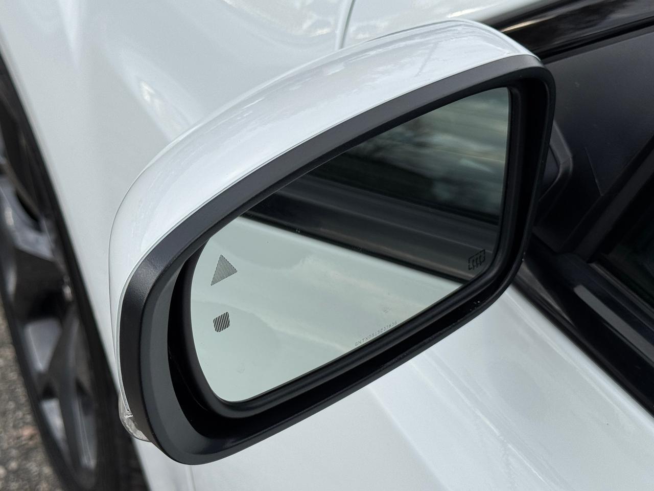 2023 Chrysler 300 300S RWD+Adaptive Cruise+Roof+LIKE NEW Photo