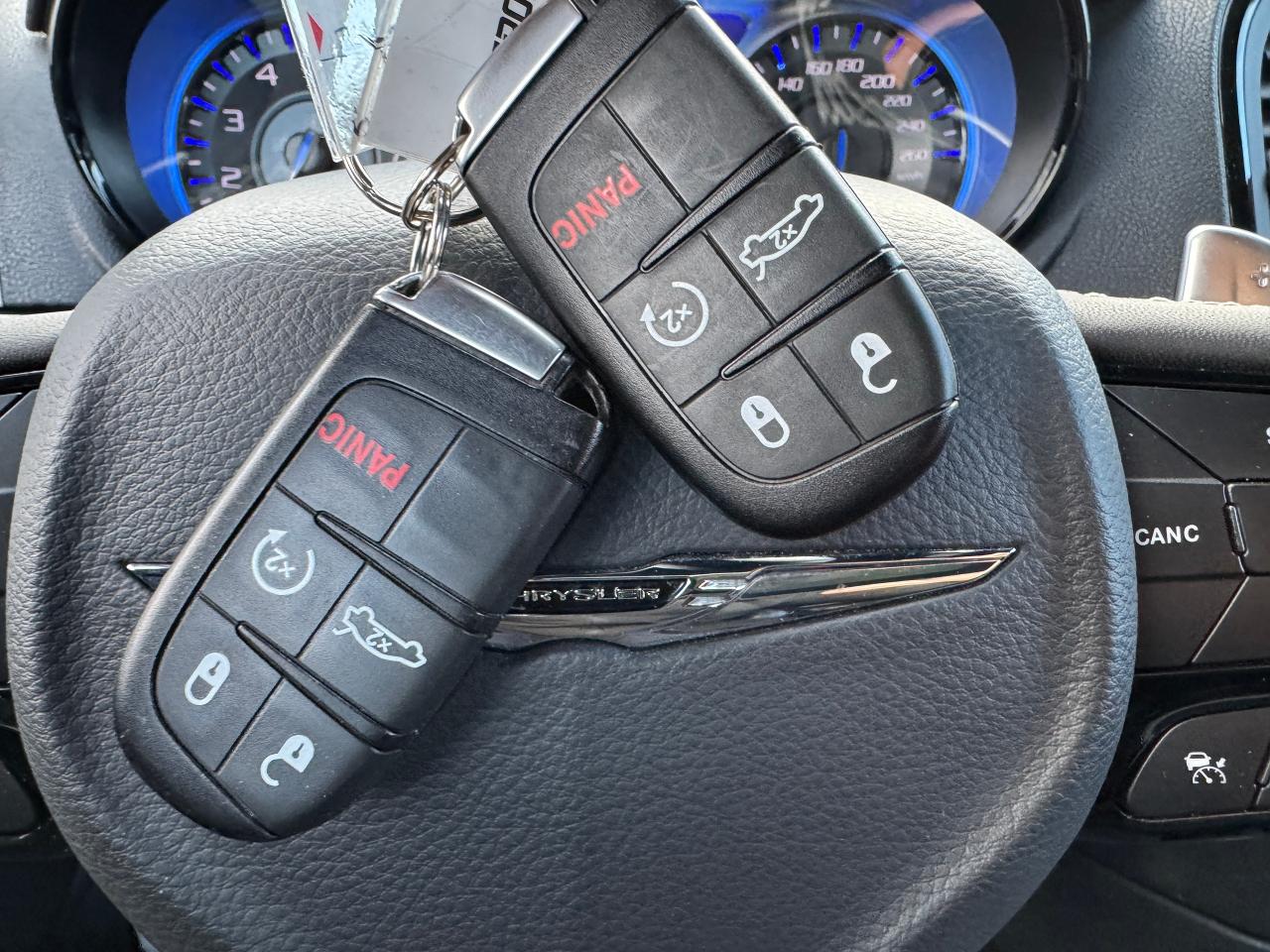 2023 Chrysler 300 300S RWD+Adaptive Cruise+Roof+LIKE NEW Photo14