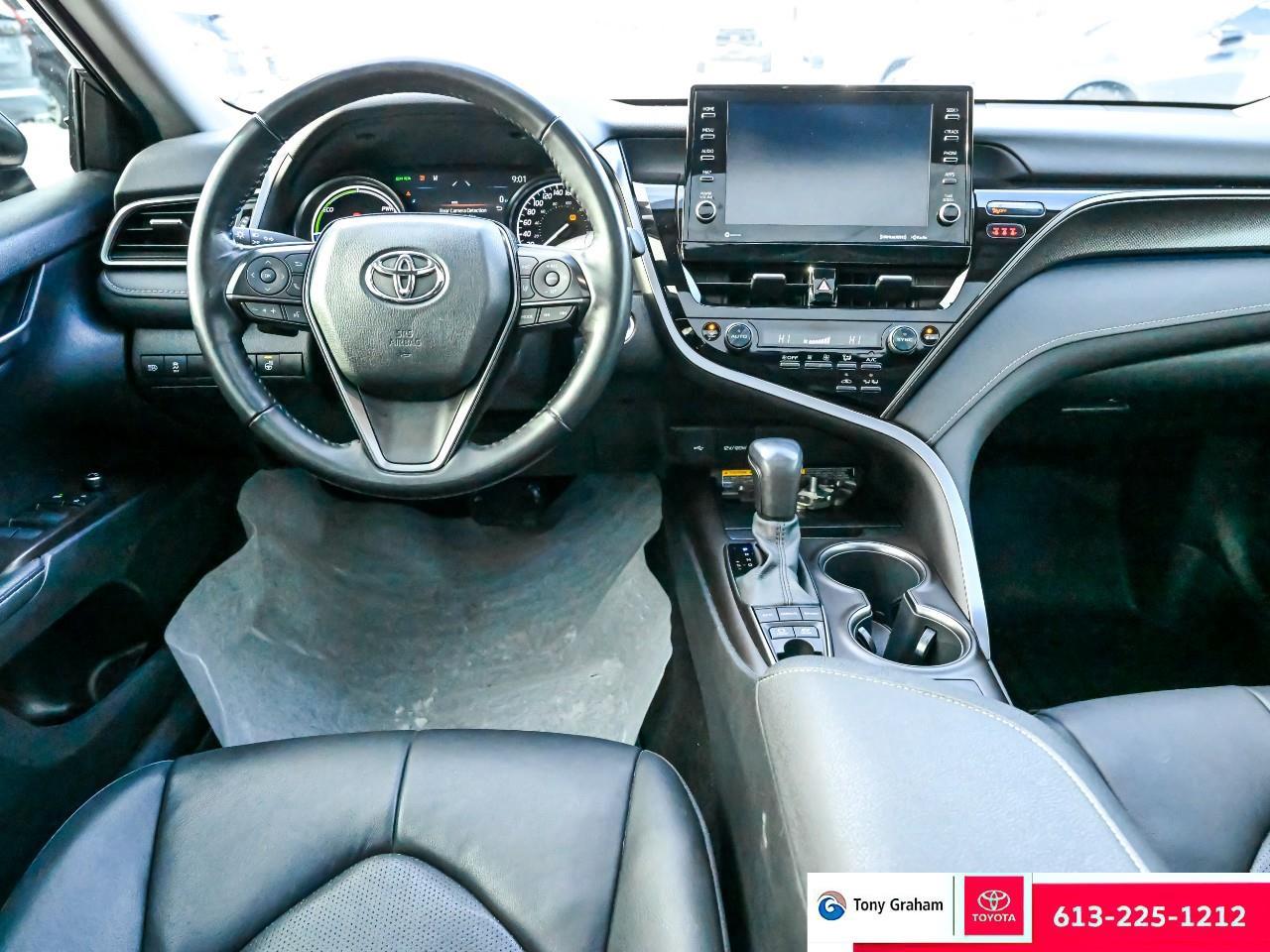 2021 Toyota Camry Hybrid XSE Photo