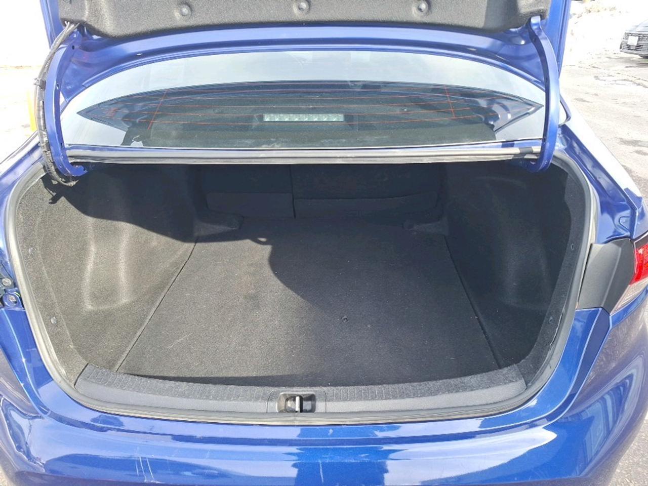 2022 Toyota Corolla SE Photo