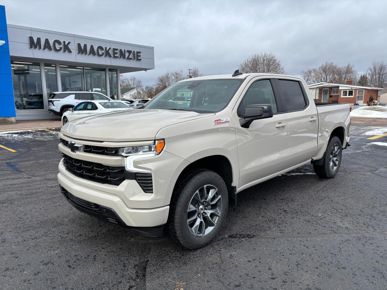 2026 Chevrolet Silverado 1500 2026 Chevrolet Silverado RST Crew Cab 4WD Photo4