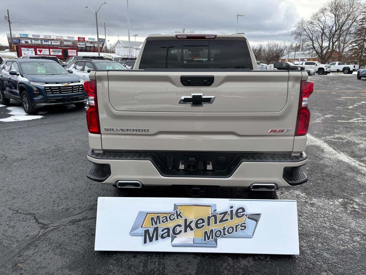 2026 Chevrolet Silverado 1500 2026 Chevrolet Silverado RST Crew Cab 4WD Photo2